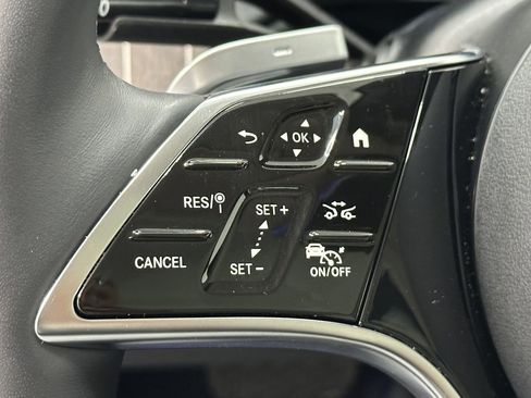 Used 2025 Mercedes-Benz E 350 Sedan image 27