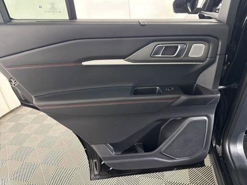 Used 2025 Ford Explorer ST AWD/4WD image 25