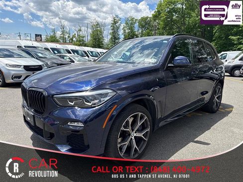 Used 2021 BMW X5 M50i w/ Premium Package AWD/4WD image 3