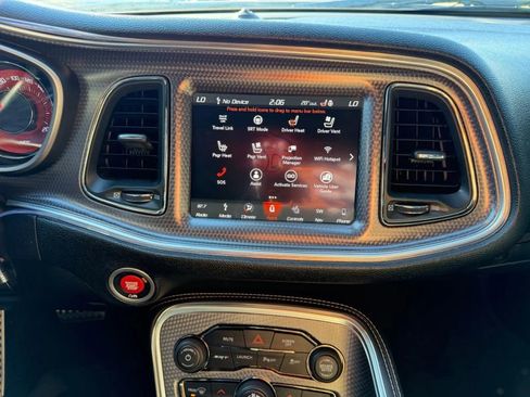 Used 2018 Dodge Challenger SRT Hellcat image 19