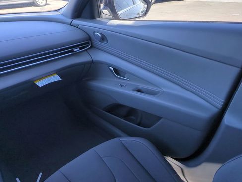 New 2026 Hyundai Elantra SEL Sport image 18