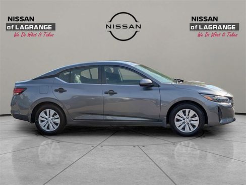 New 2025 Nissan Sentra S image 4