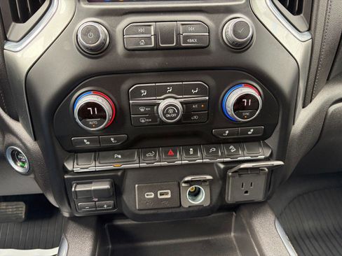 Used 2021 Chevrolet Silverado 1500 LT Trail Boss w/ LT Trail Boss Premium Package AWD/4WD image 15