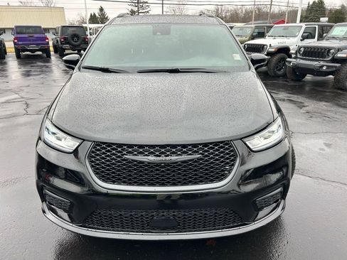 New 2026 Chrysler Pacifica Select w/ S Appearance Package image 8