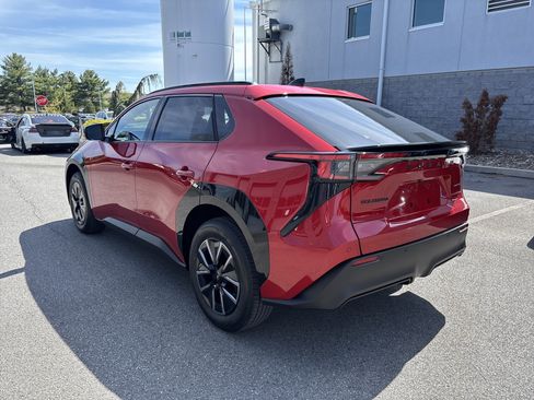 New 2026 Subaru Solterra AWD/4WD image 5