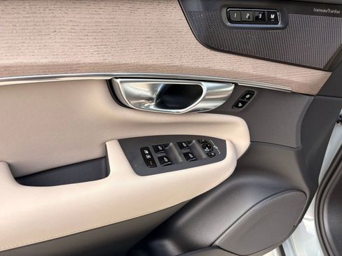 New 2026 Volvo XC90 B6 Plus w/ Protection Package Premier AWD/4WD image 13