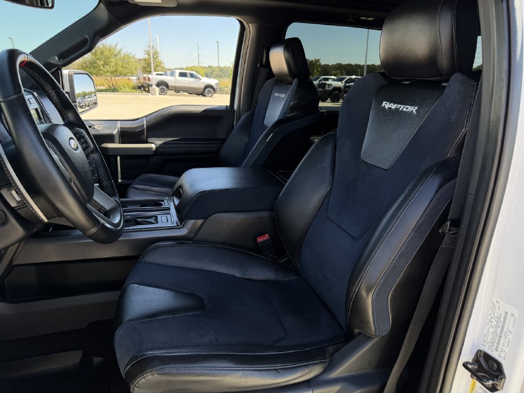 Used 2020 Ford F150 Raptor w/ Equipment Group 802A Luxury AWD/4WD image 25