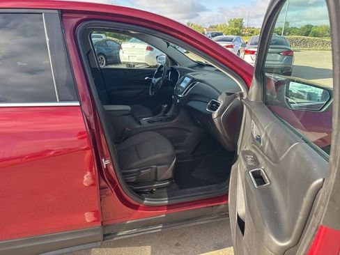 Used 2018 Chevrolet Equinox LT FWD image 20