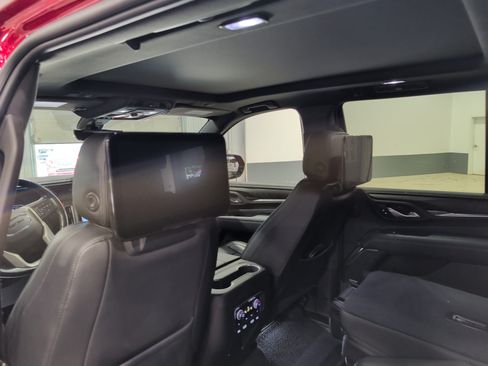 Used 2021 GMC Yukon Denali w/ Denali Premium Package AWD/4WD image 10