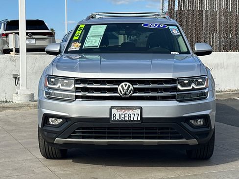 Used 2019 Volkswagen Atlas SE w/ Panoramic Sunroof Package image 9