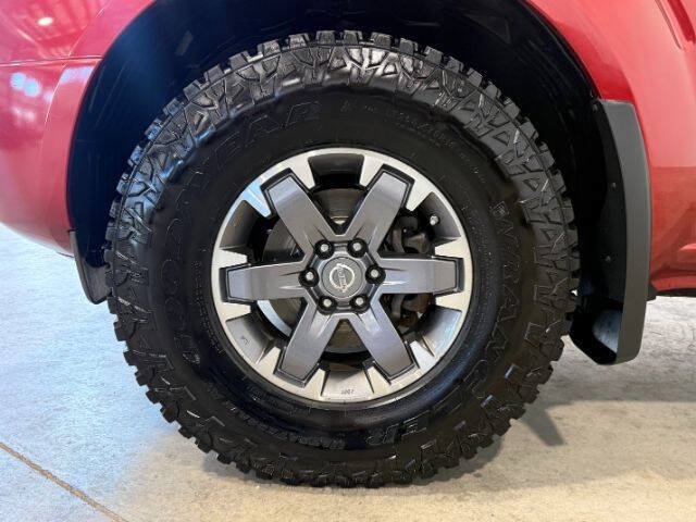 Used 2016 Nissan Frontier PRO-4X AWD/4WD image 13