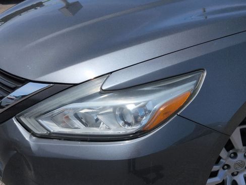 Used 2016 Nissan Altima 2.5 FWD image 12