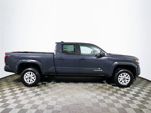 New 2026 Toyota Tacoma SR5 image 9