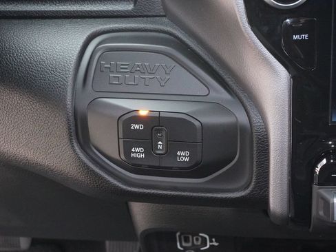 Used 2026 RAM 2500 Big Horn AWD/4WD image 19