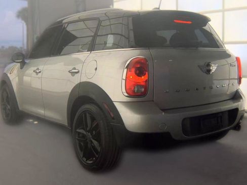 Used 2014 MINI Cooper Countryman FWD image 8