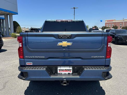 Used 2024 Chevrolet Silverado 1500 Custom AWD/4WD image 6