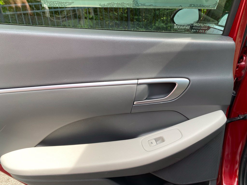 Used 2025 Hyundai Sonata SEL FWD image 33