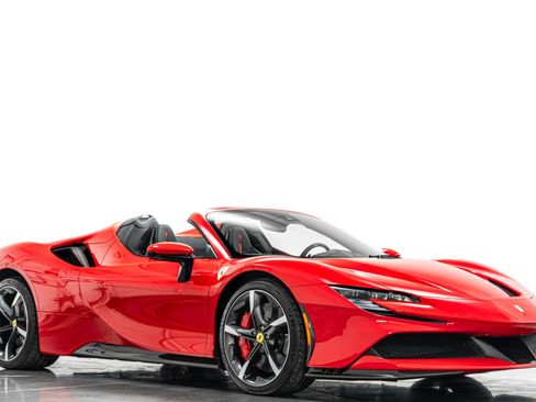 Used 2025 Ferrari SF90 Spider AWD/4WD image 31