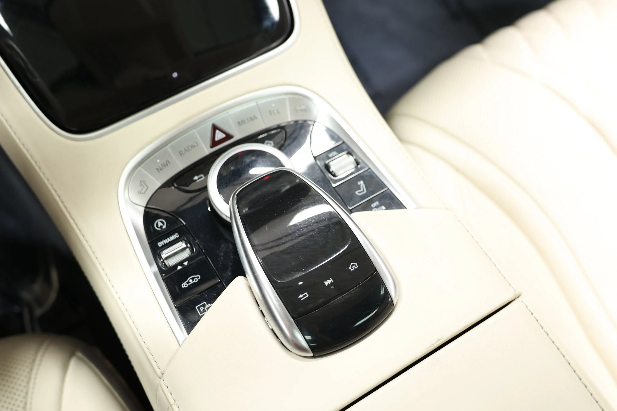 Used 2019 Mercedes-Benz S 560 4MATIC Coupe image 37