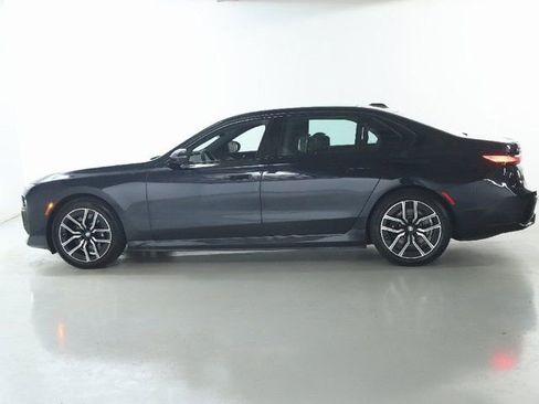 Certified 2023 BMW i7 xDrive60 image 42