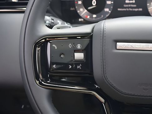 New 2026 Land Rover Range Rover Velar Dynamic SE AWD/4WD image 19