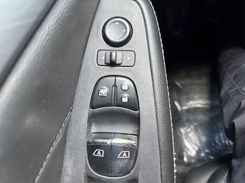 Used 2017 Nissan Maxima 3.5 SV image 28