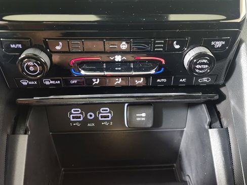 New 2025 Jeep Grand Cherokee Limited image 24