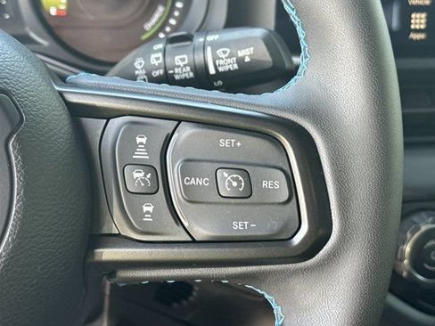 Certified 2025 Jeep Wrangler Unlimited Rubicon 4xe w/ Convenience Group AWD/4WD image 24