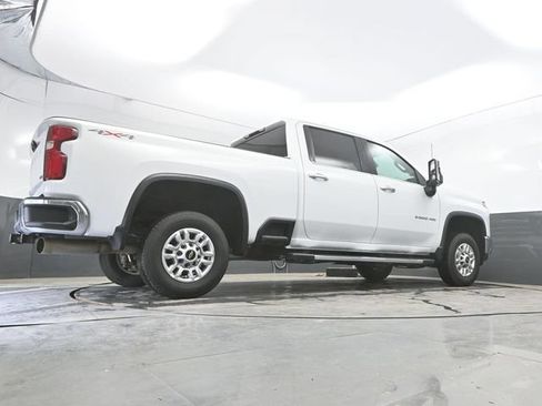 Used 2024 Chevrolet Silverado 2500 LTZ AWD/4WD image 31
