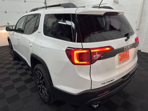Used 2019 GMC Acadia SLT w/ Black Edition image 8