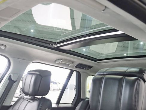 Used 2021 Land Rover Range Rover Autobiography image 35