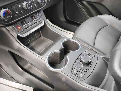 Used 2019 GMC Terrain SLT w/ Preferred Package AWD/4WD image 12