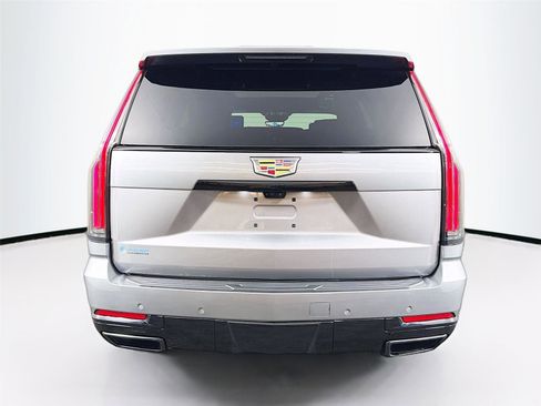 Used 2025 Cadillac Escalade Sport Platinum AWD/4WD image 6