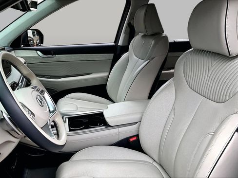 Used 2024 Hyundai Palisade Calligraphy FWD image 8