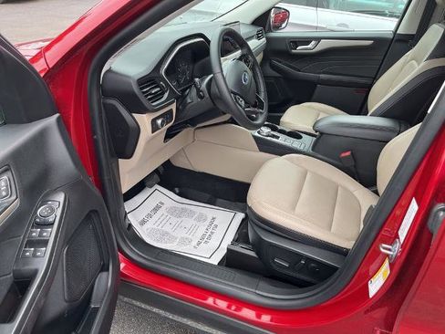 Certified 2022 Ford Escape SEL image 8