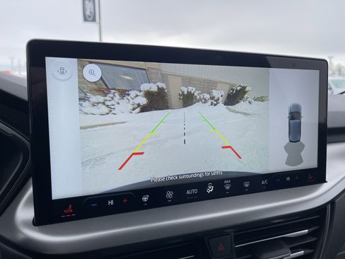 Used 2024 Ford Escape SE image 19