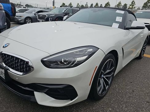 Used 2022 BMW Z4 sDrive30i w/ Driving Assistance Package RWD image 9