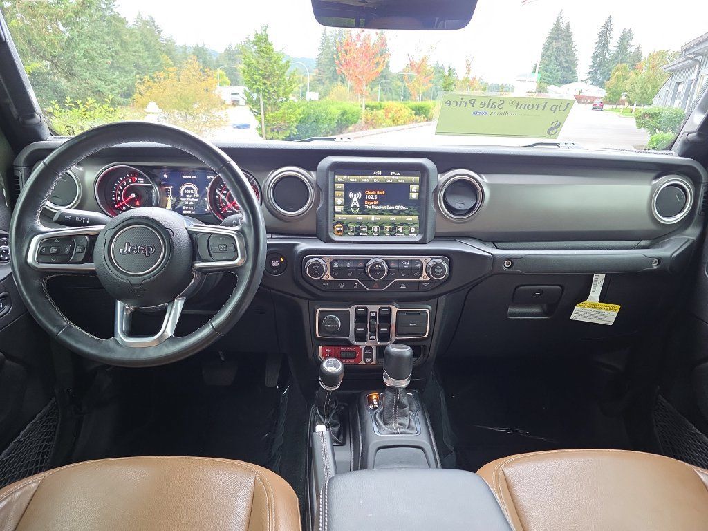 Used 2022 Jeep Gladiator Rubicon w/ Cold Weather Group AWD/4WD image 16
