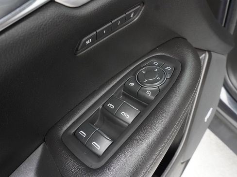 Certified 2023 Cadillac XT5 Premium Luxury image 16