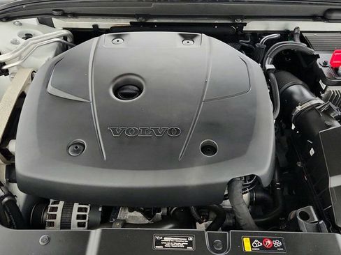 Used 2020 Volvo V60 T5 Cross Country w/ Protection Package Premier image 26