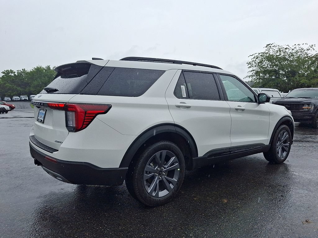 New 2026 Ford Explorer Active w/ Active Comfort Package AWD/4WD image 4