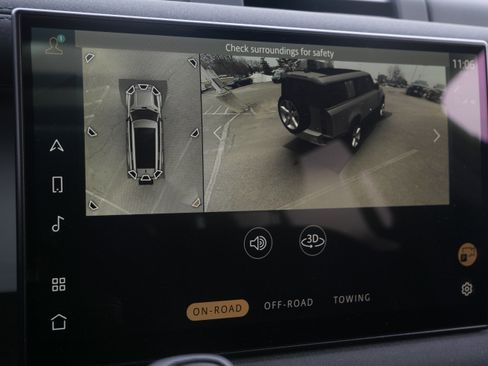 Certified 2023 Land Rover Defender 130 SE image 31