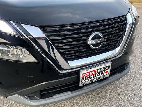 Certified 2023 Nissan Rogue SV image 29