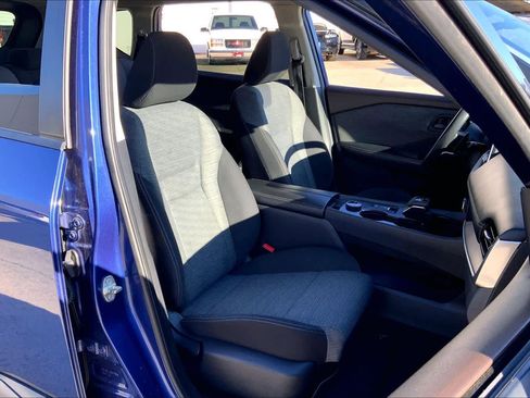 Used 2021 Nissan Rogue S image 8