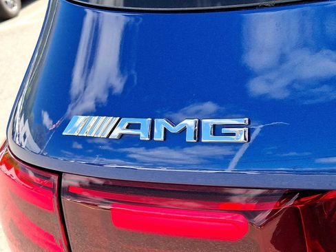 Used 2024 Mercedes-Benz GLB 35 AMG 4MATIC image 35