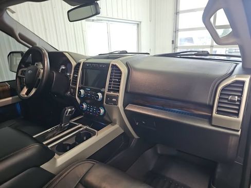 Used 2020 Ford F150 Lariat w/ Equipment Group 502A Luxury AWD/4WD image 27