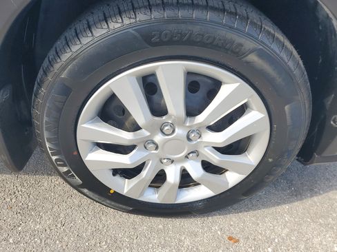 Certified 2023 Nissan Kicks S FWD image 28
