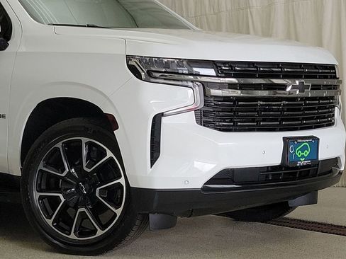 Certified 2022 Chevrolet Tahoe RST w/ Luxury Package AWD/4WD image 5