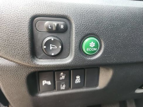 Used 2021 Honda Pilot Touring image 25