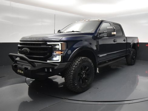 Used 2022 Ford F250 Lariat w/ Tremor Off-Road Package AWD/4WD image 2